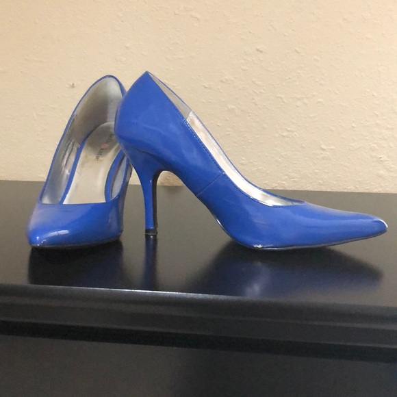 Statement Blue Heels - Picture 3 of 6